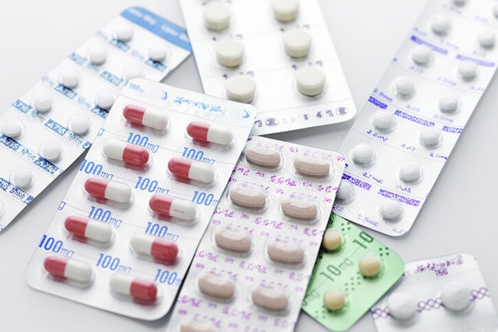 医薬品を作る際、薬の成分はどのようにして選ばれるのか